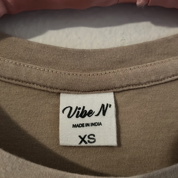 Vibe N’ t - shirt - Picture 4 of 6